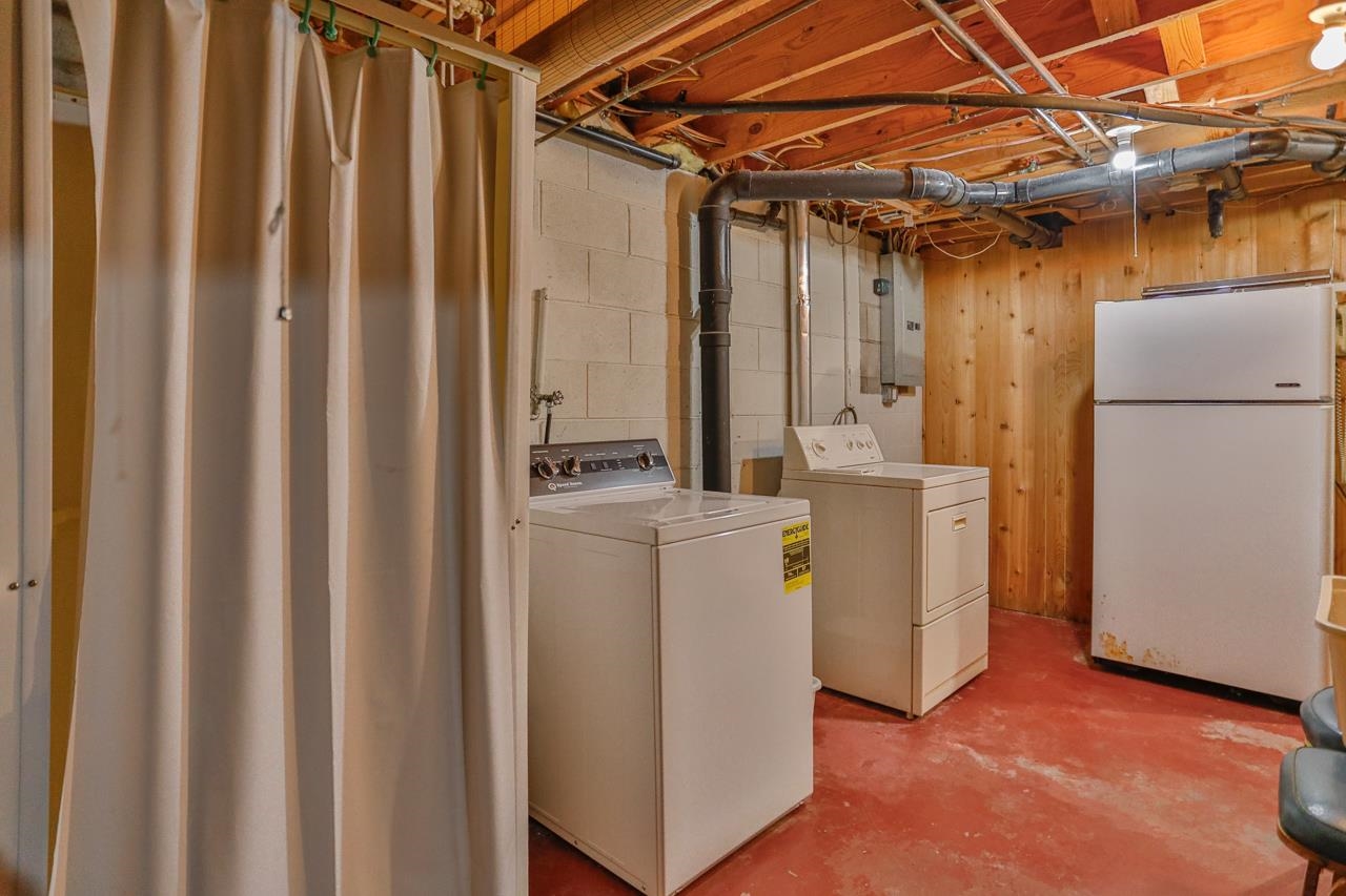 420 E Military Road Property Photo 33