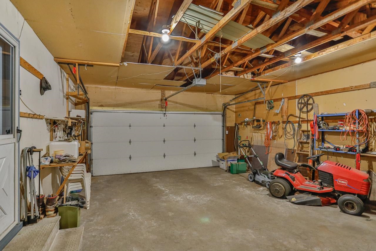 420 E Military Road Property Photo 35