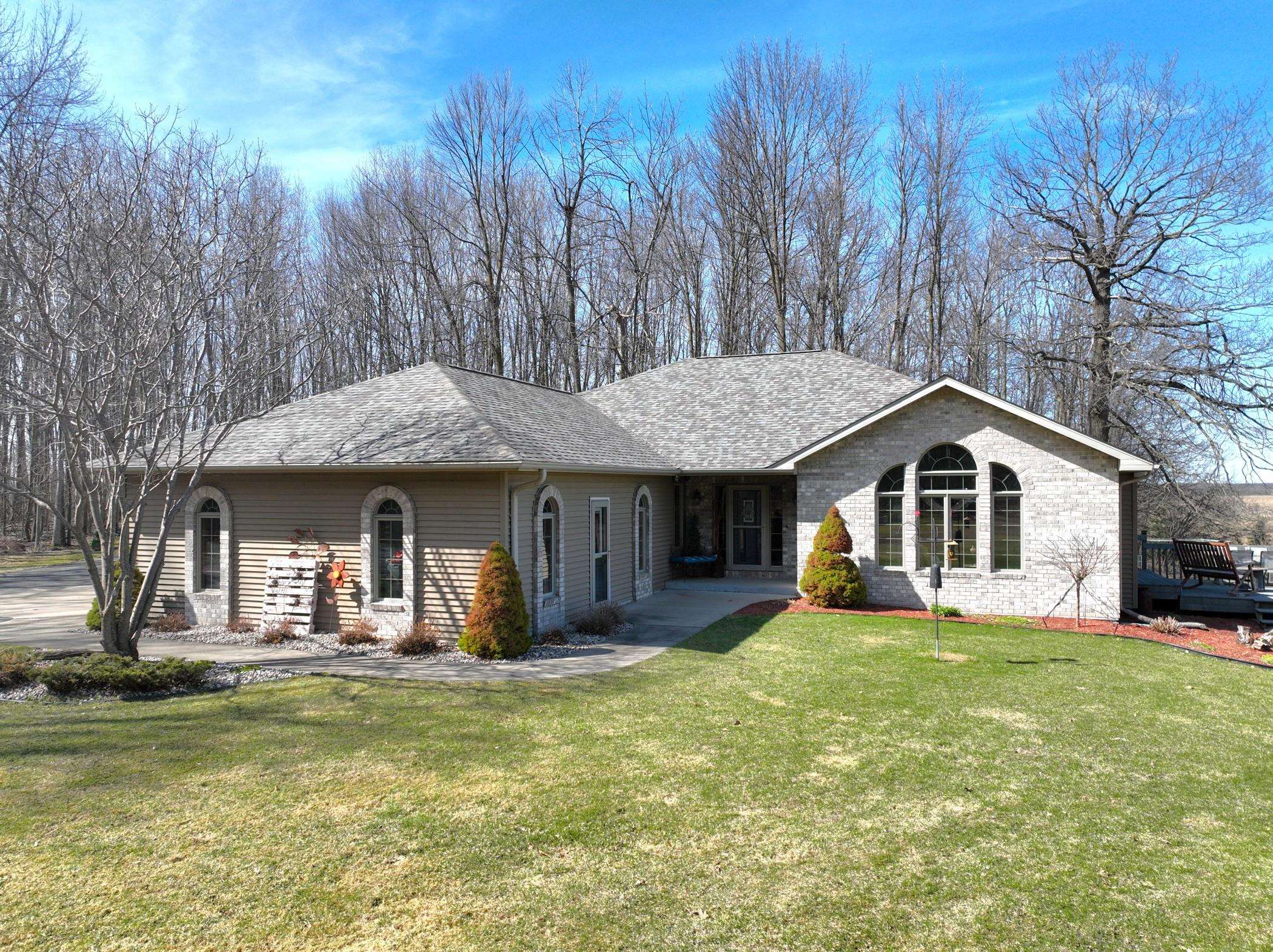 116364 Balsam Road Property Photo