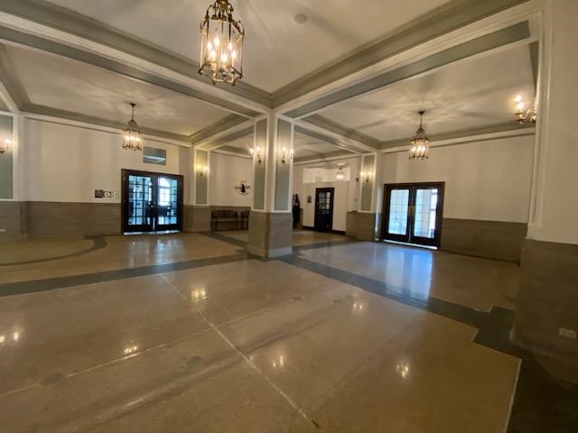 1408 Strongs Avenue Property Photo 8