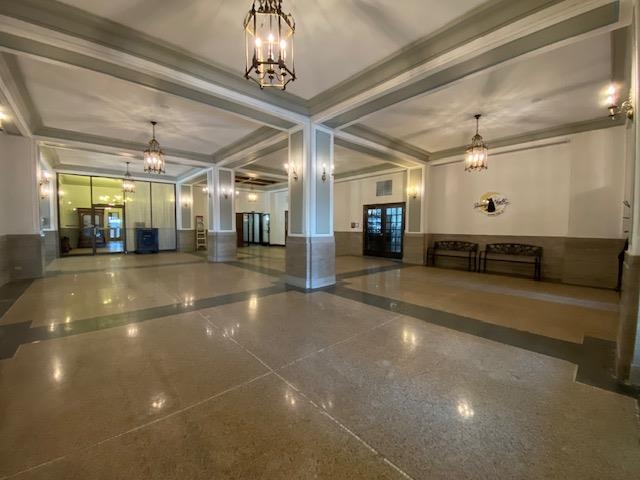 1408 Strongs Avenue Property Photo 9