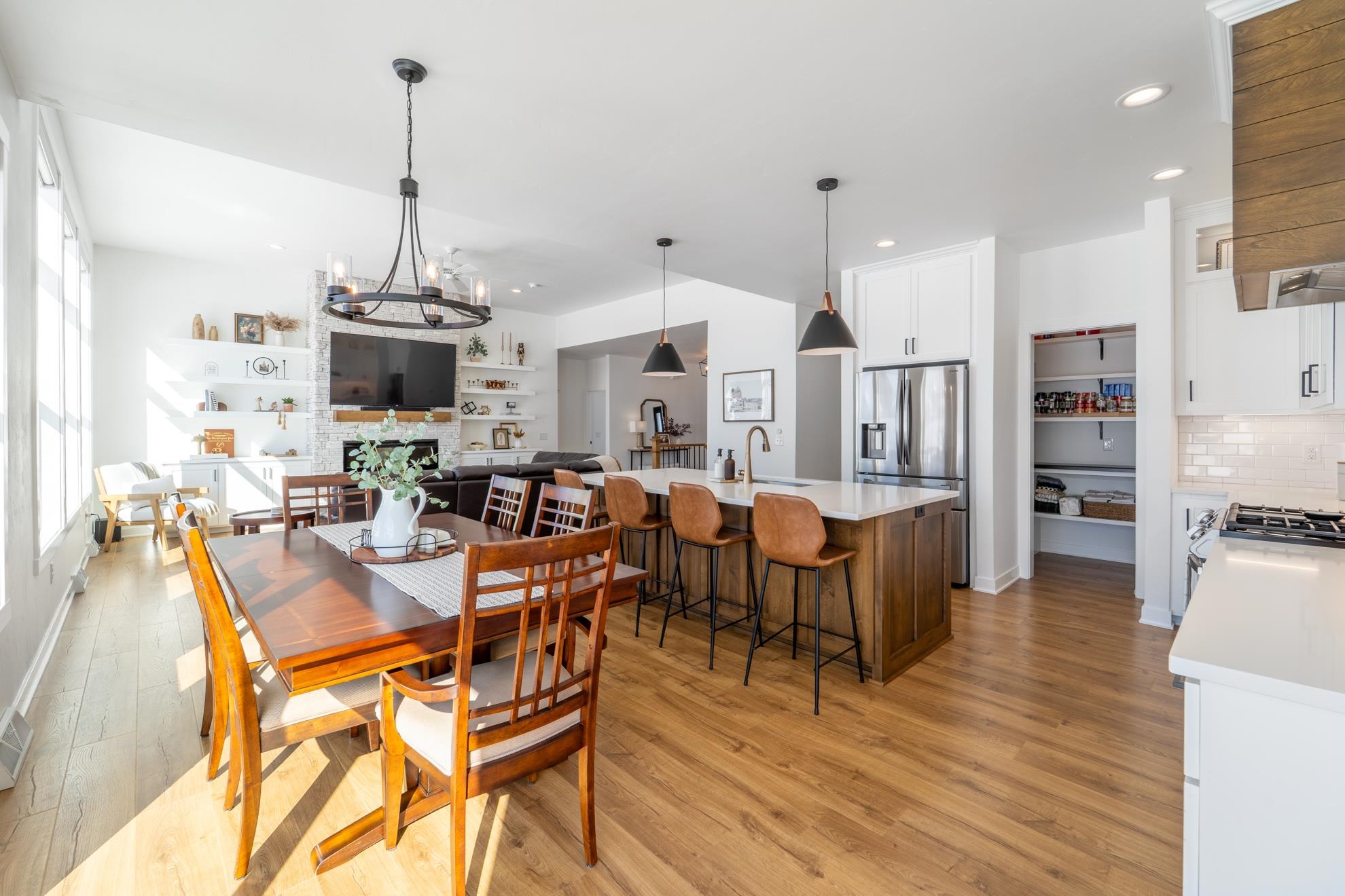 150551 LAVENDER LANE Property Photo 1