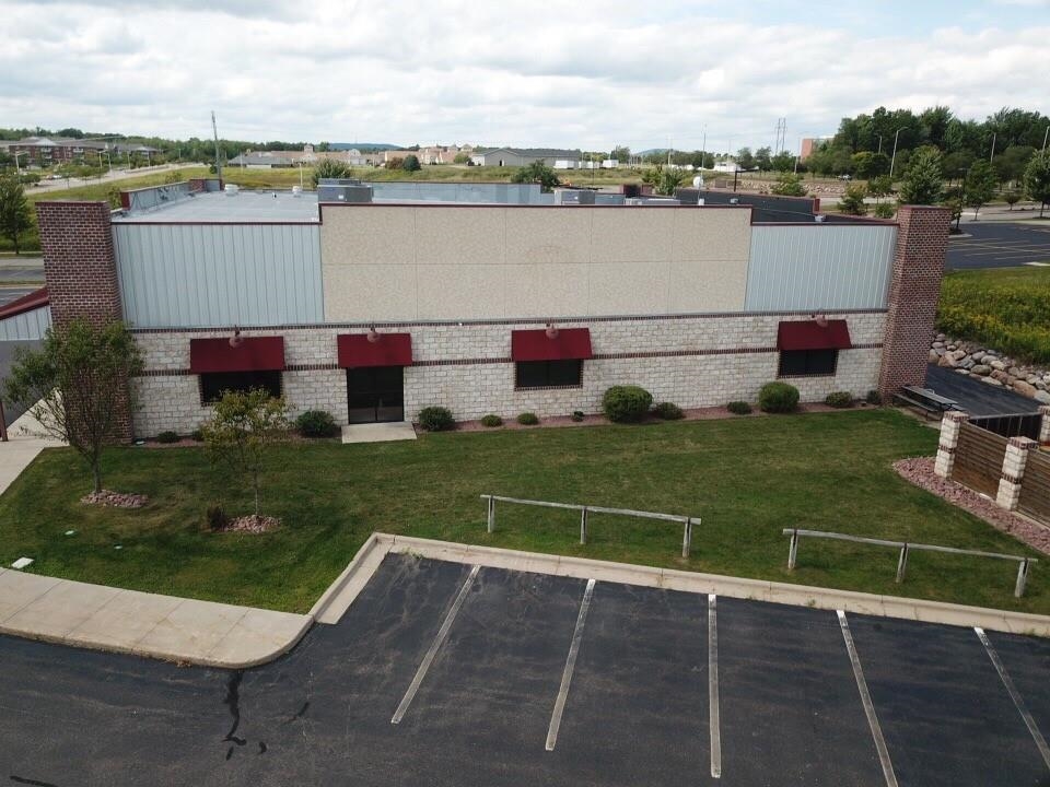 7802 Meadow Rock Drive Property Photo 2