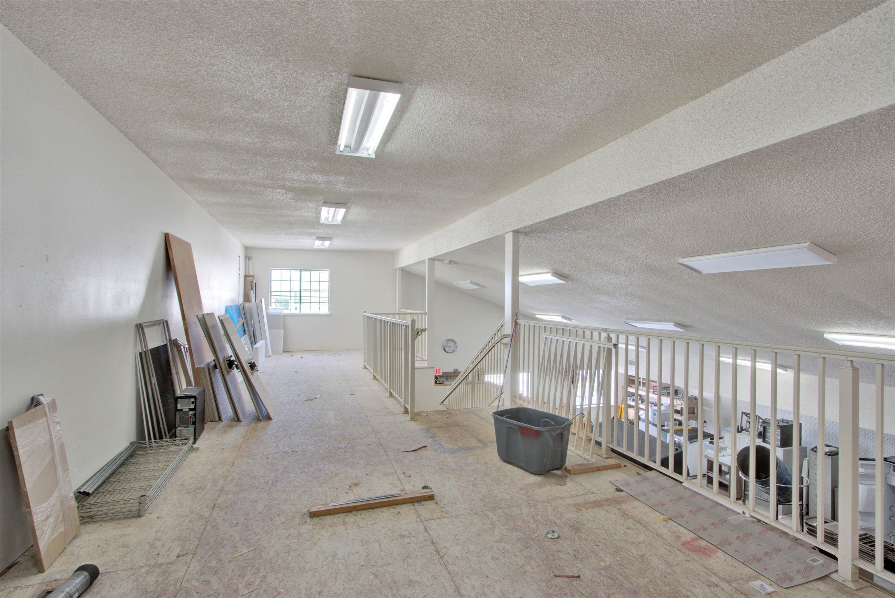 2001 S Central Avenue Property Photo 14