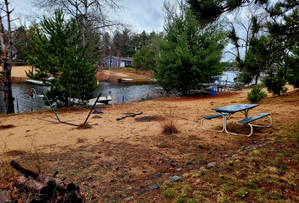 377 Leeds Court Property Photo 9
