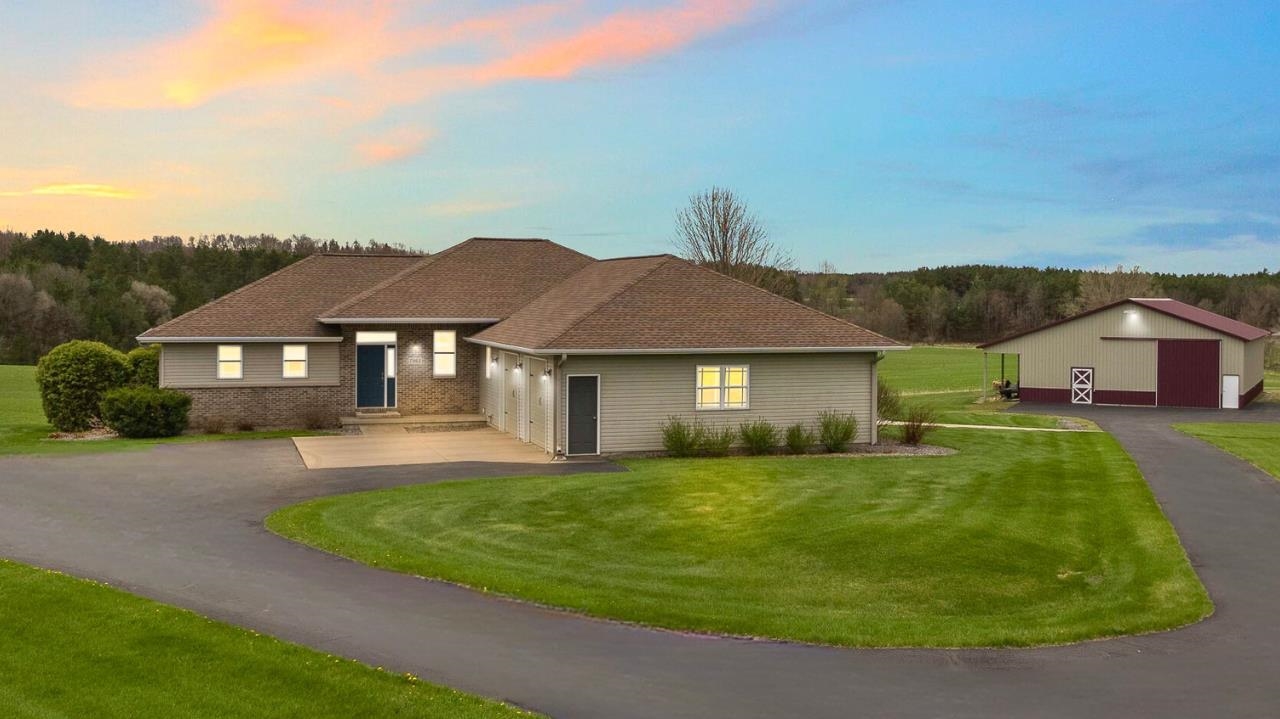 7965 Rolling Hills Road Property Photo 1