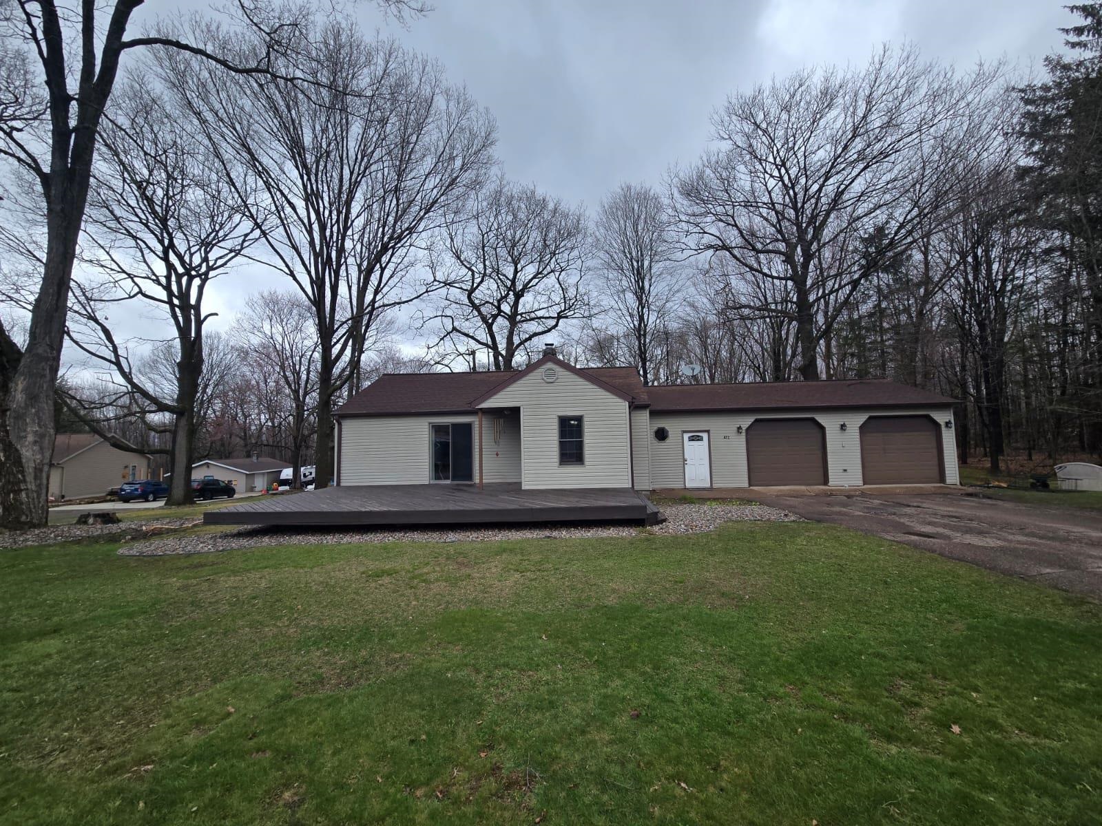 422 Lotus Street Property Photo 1
