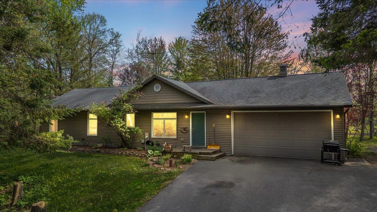 9205 Woehrle Lane Property Photo 1