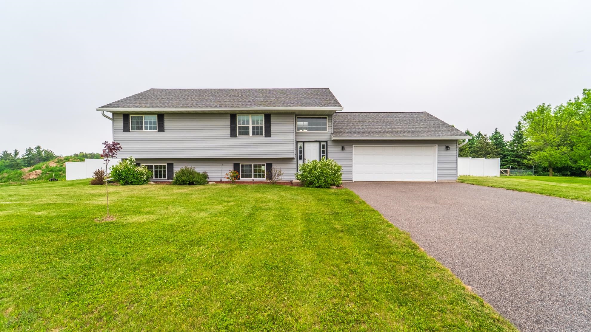 1405 Ellen Court Property Photo