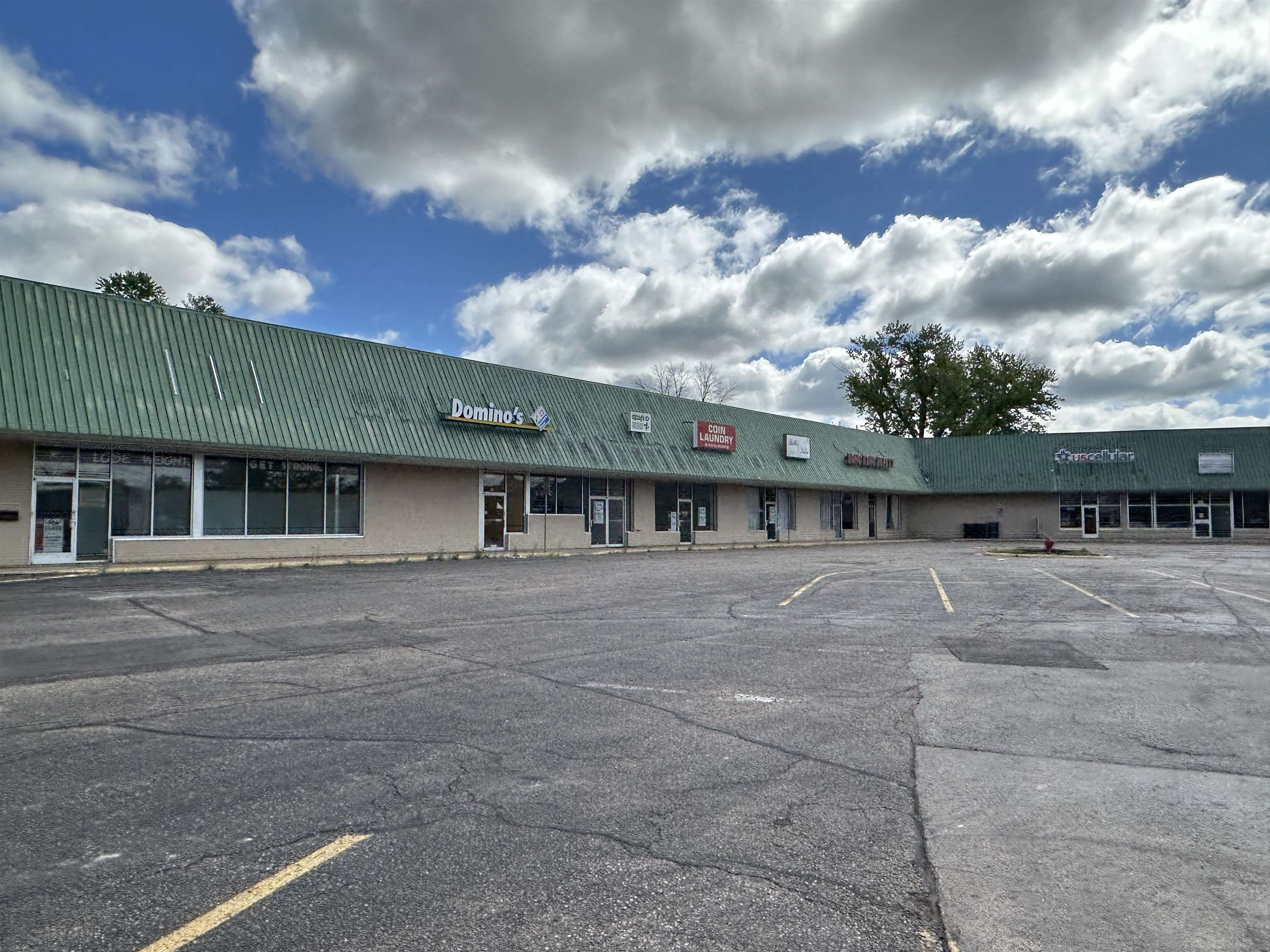 300 Wolf River Plaza Property Photo 1