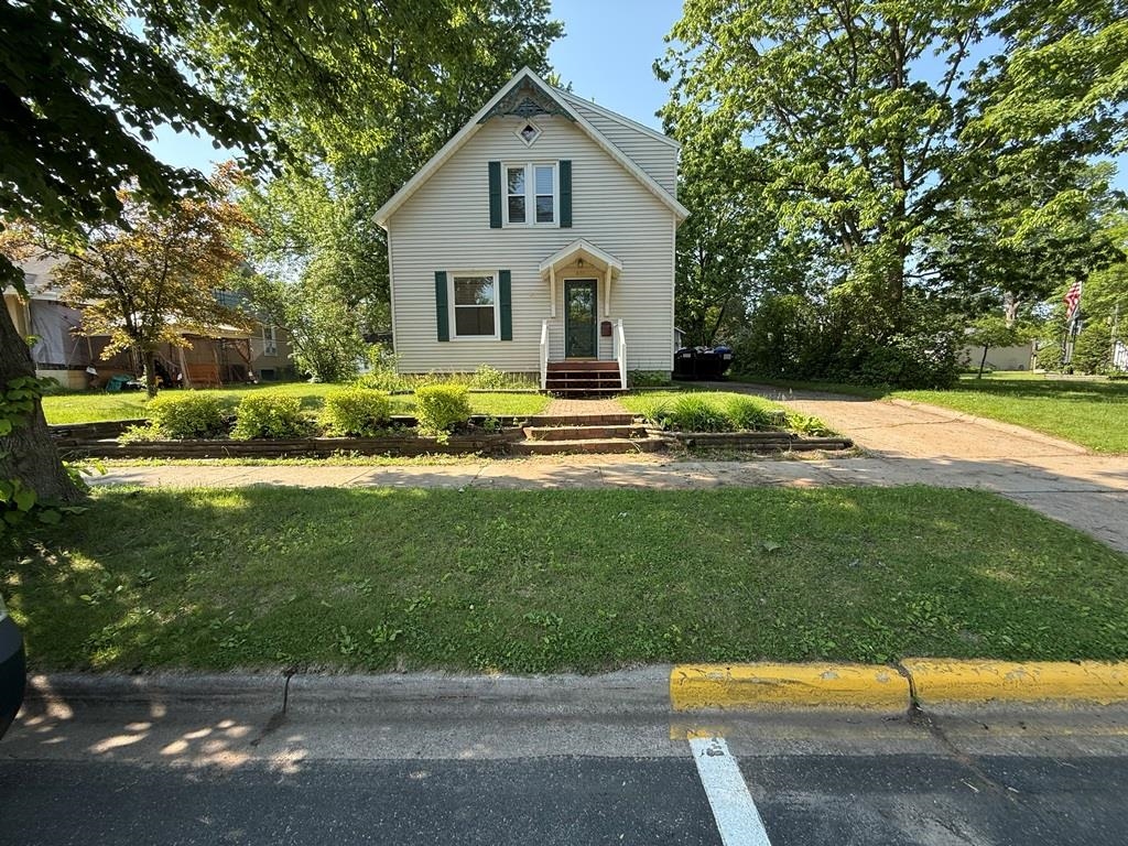 231 Lavigne Avenue Property Photo 1