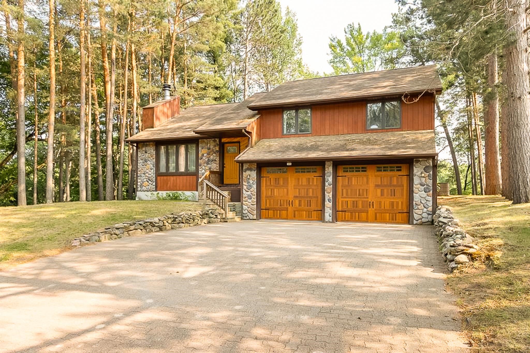 105 Prairie Street Property Photo