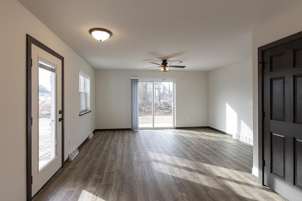 910-920 Green Pastures Trail Property Photo 9