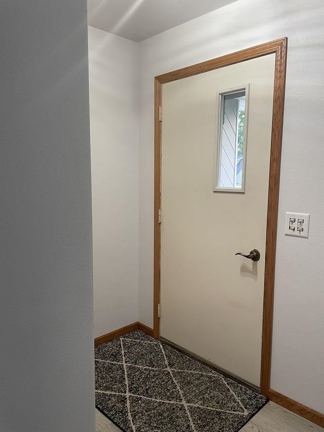 707 S Cypress Avenue Property Photo 5