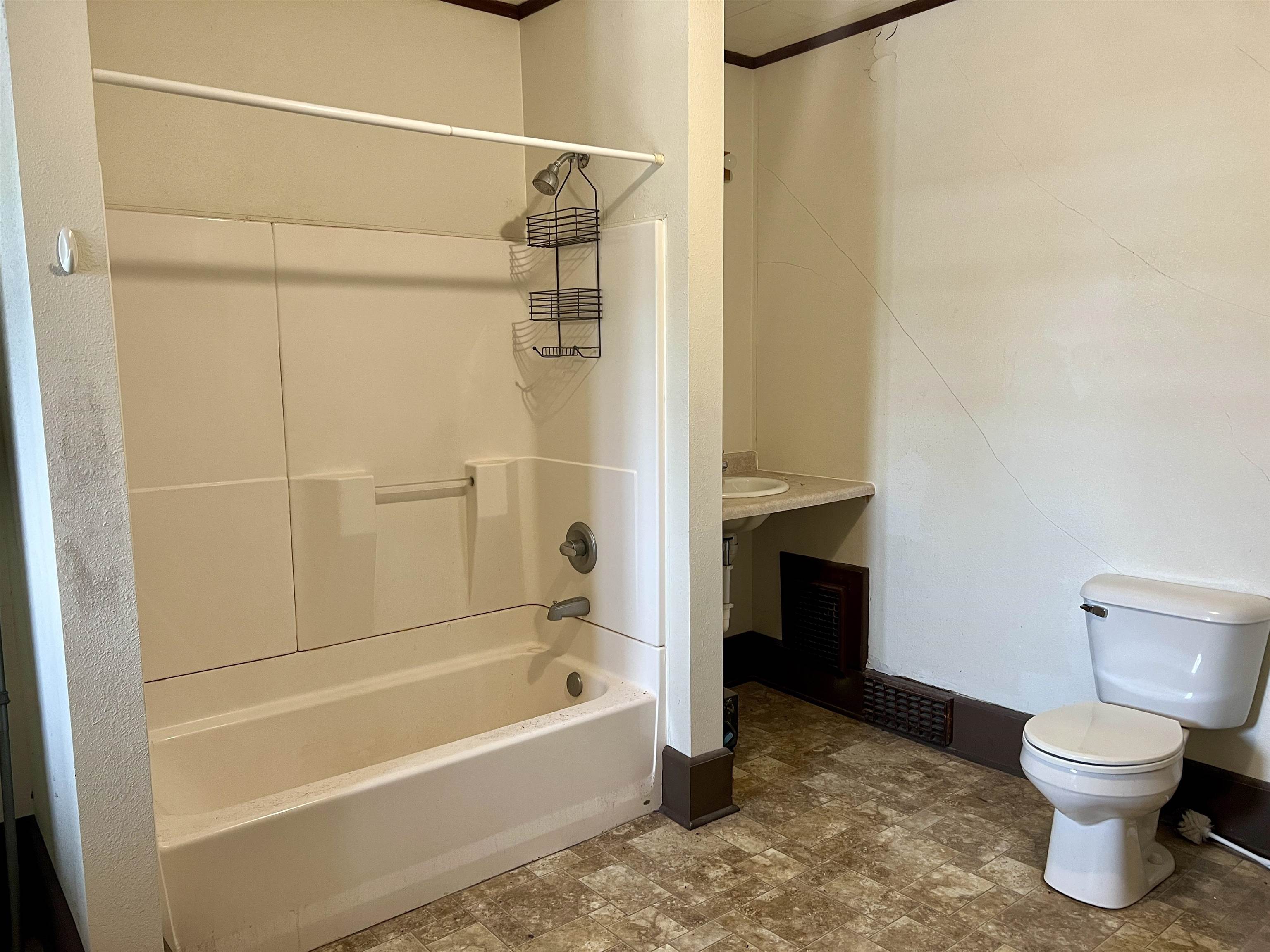 107 Main Street North Property Photo 46