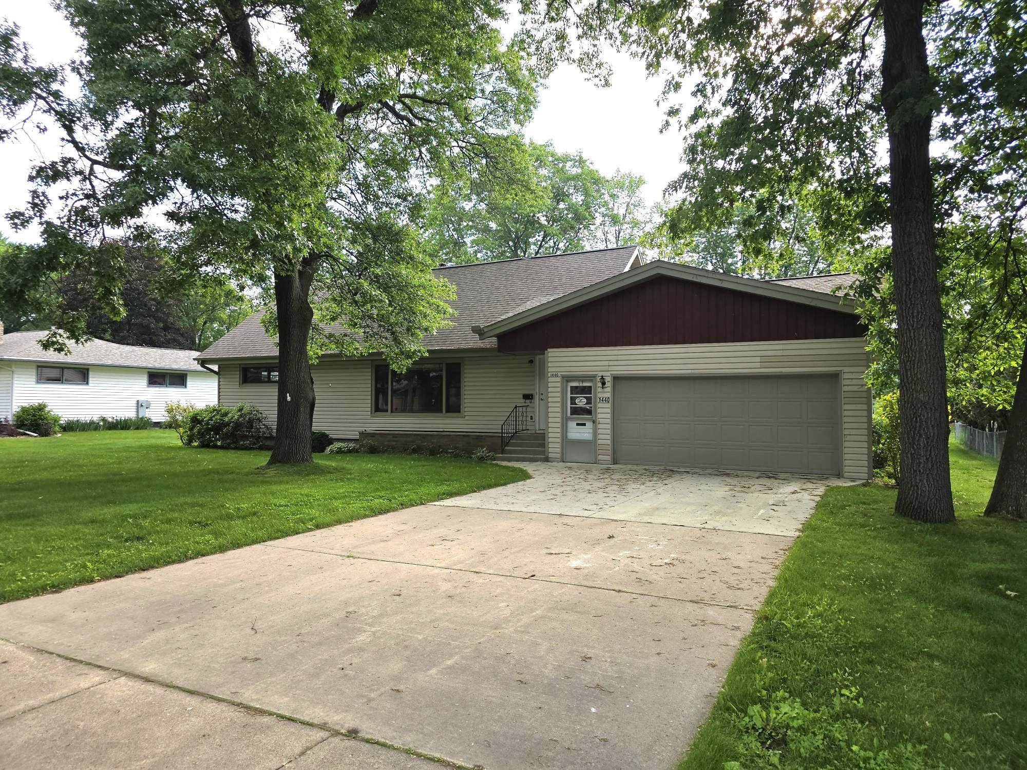 1440 4th Street Property Photo 1