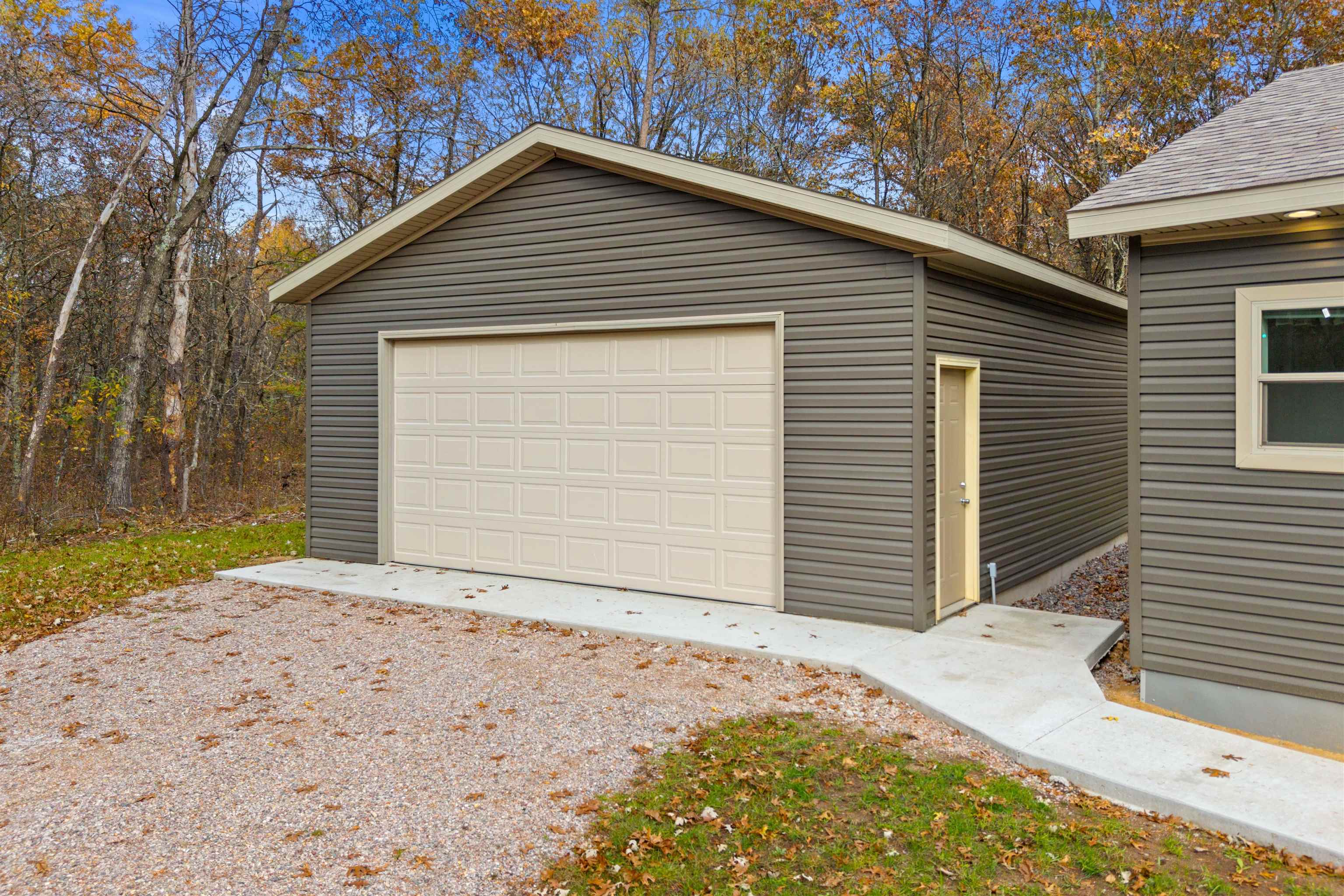 1574 Olive Trail Property Photo 40