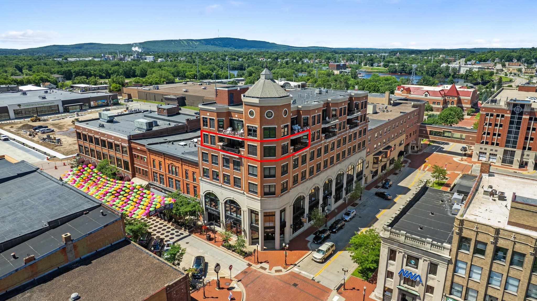 330 N Third Street Property Photo