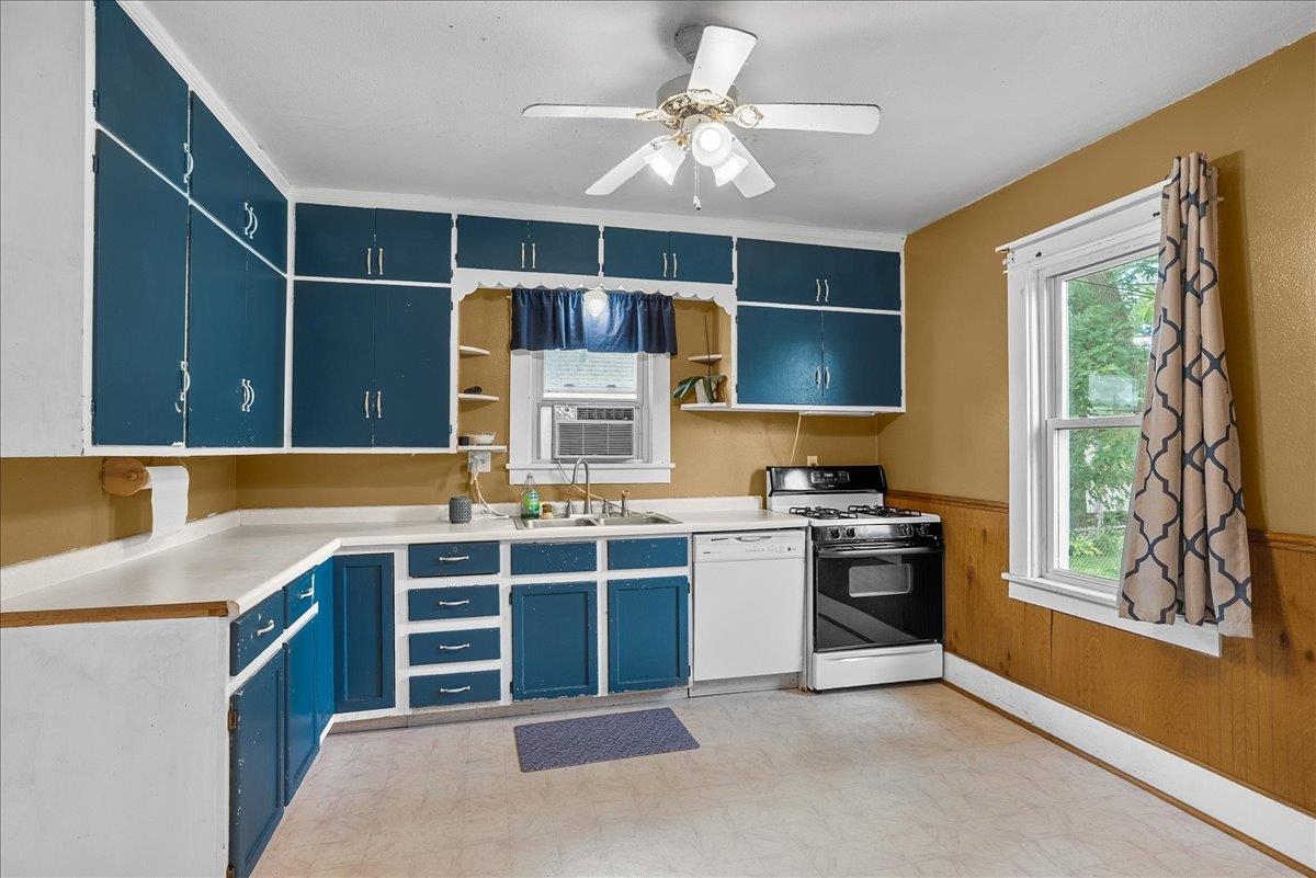 906 S Ash Avenue Property Photo 10