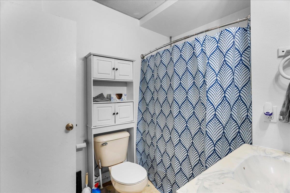 906 S Ash Avenue Property Photo 15