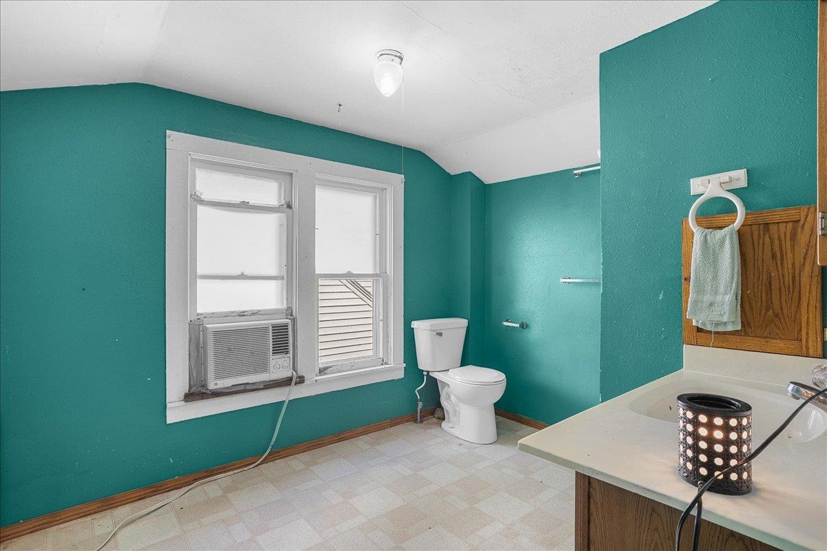 906 S Ash Avenue Property Photo 21