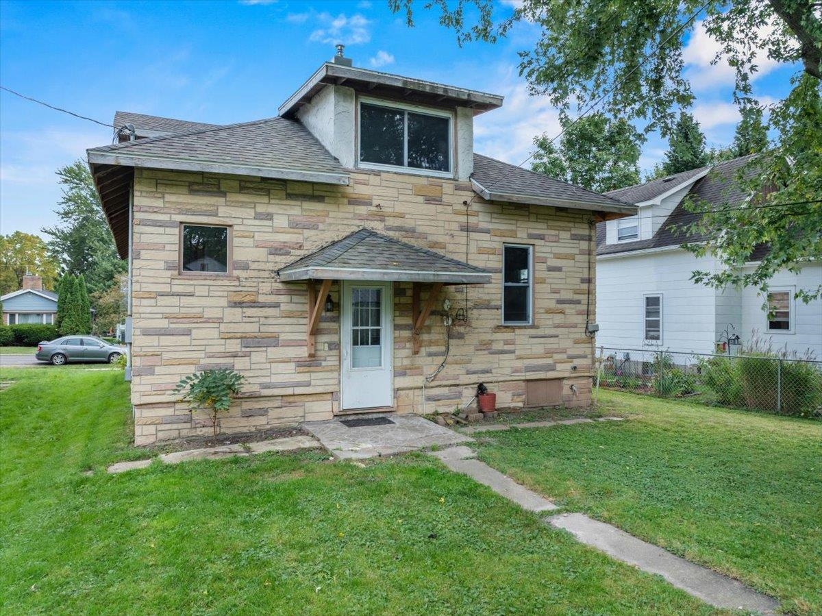 906 S Ash Avenue Property Photo 27