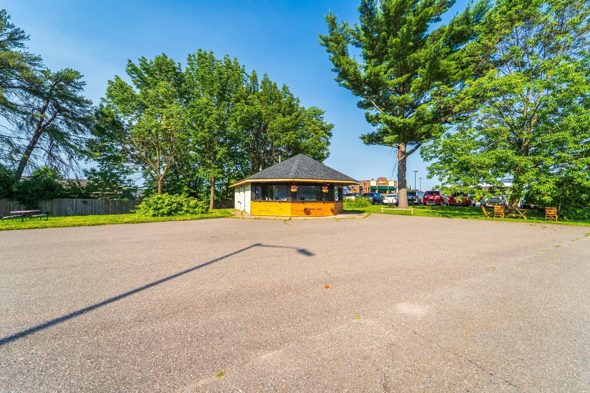 1707 Merrill Avenue Property Photo 28