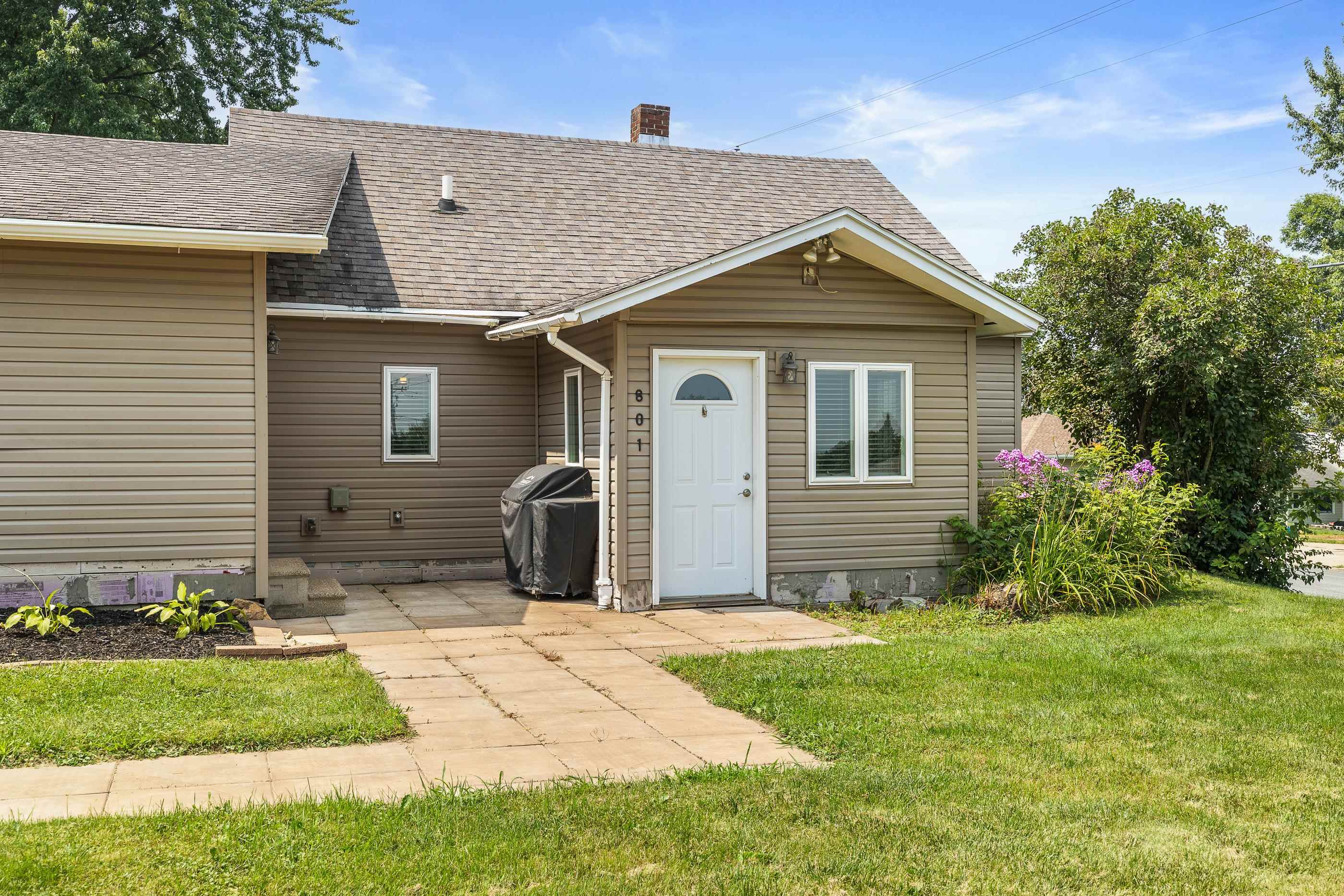 801 Hemlock Street Property Photo 4