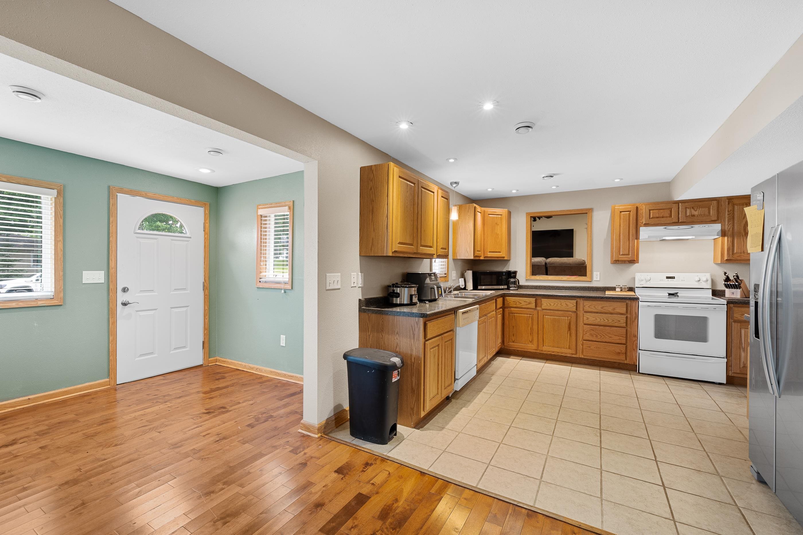 801 Hemlock Street Property Photo 9