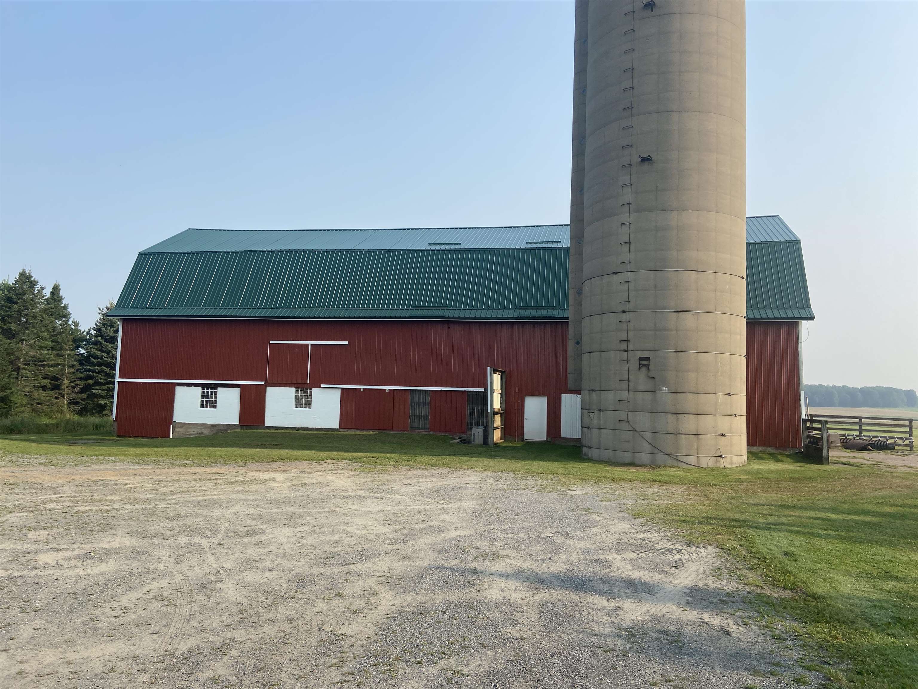 4754 W Stetson Avenue Property Photo 4