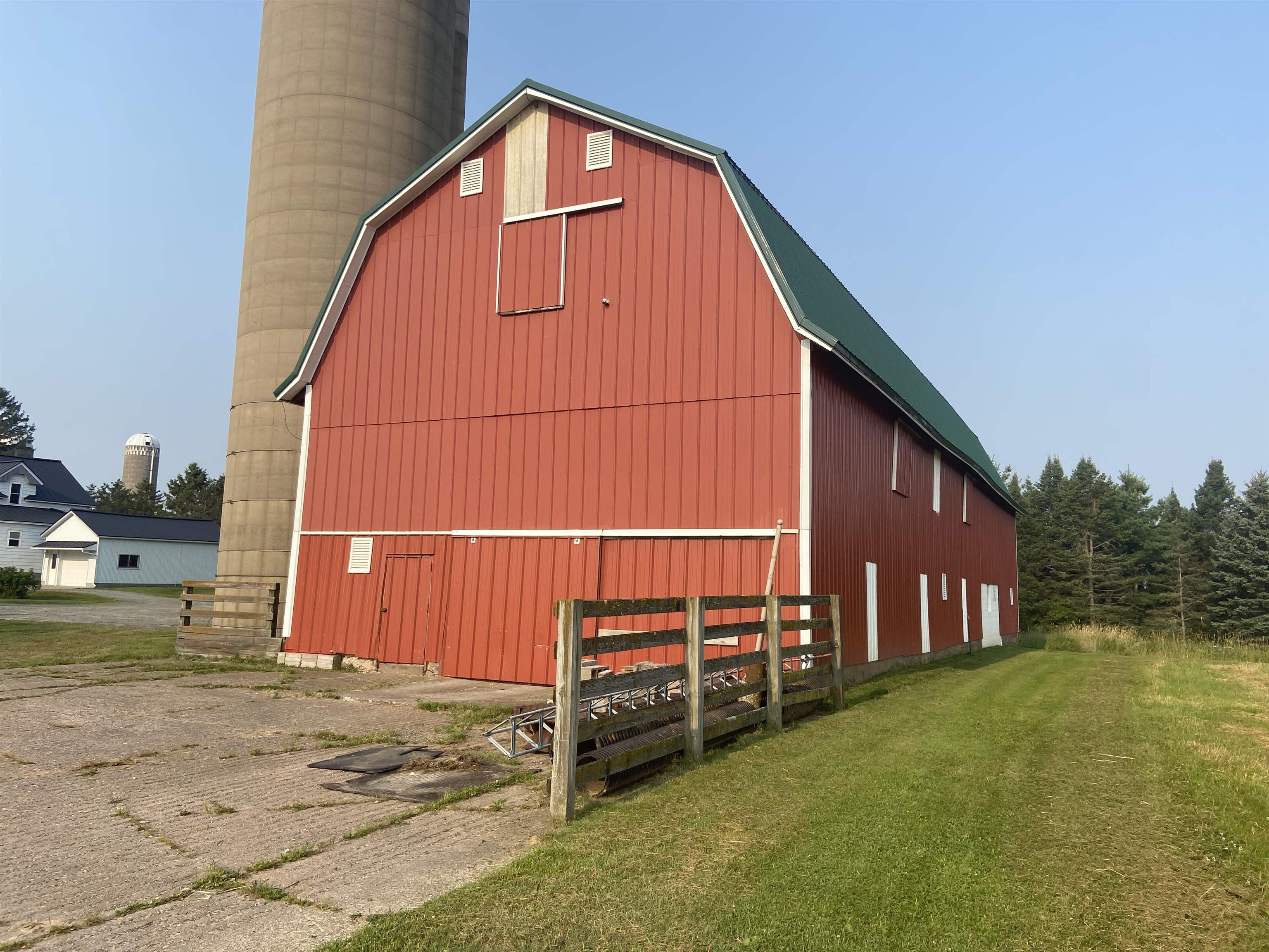 4754 W Stetson Avenue Property Photo 5