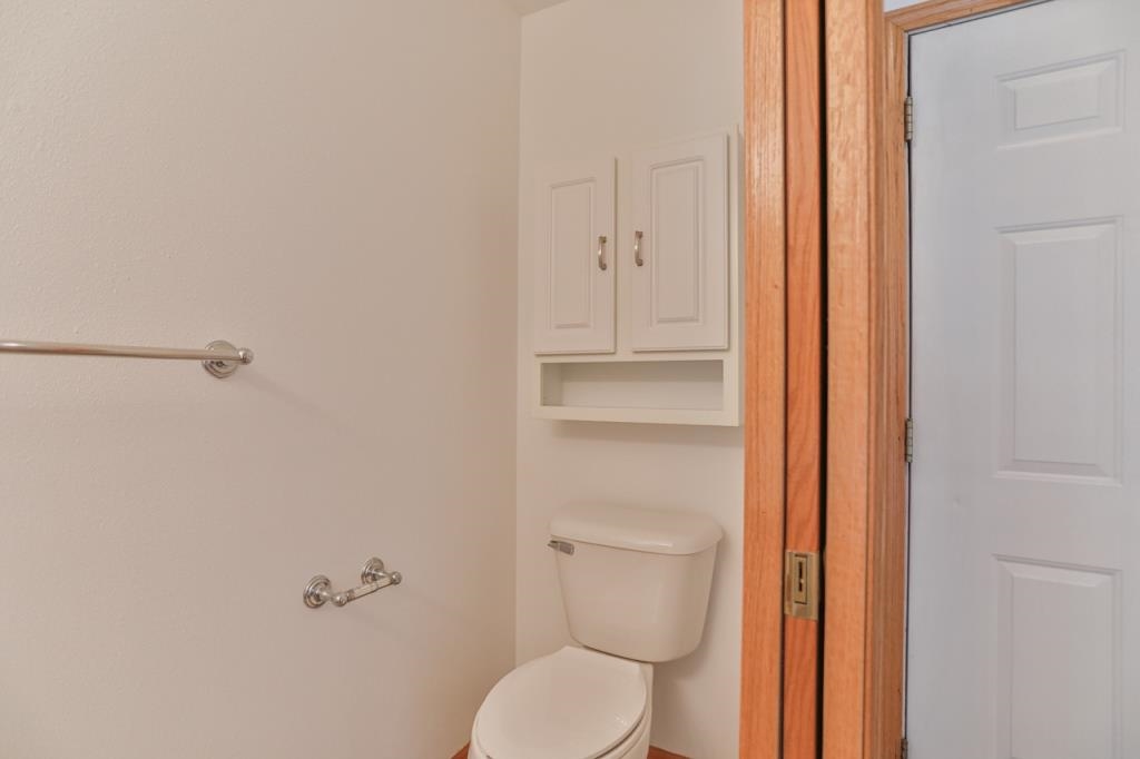 306 N Sales Street Property Photo 17