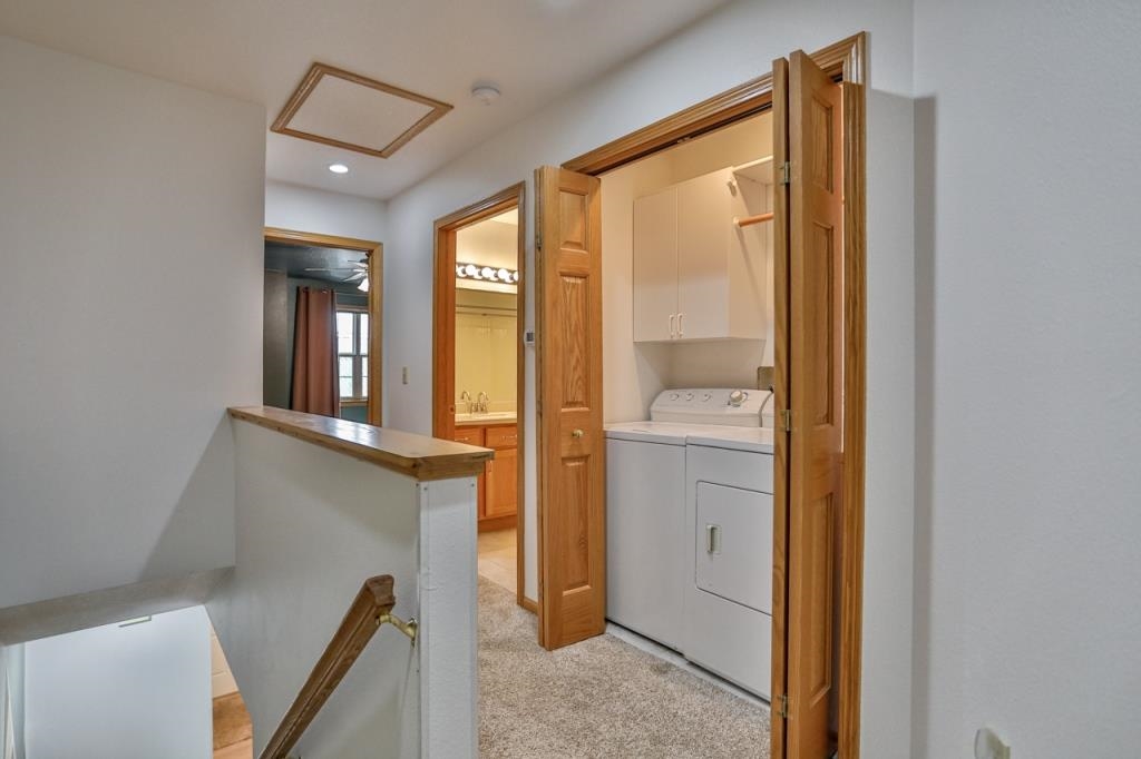 306 N Sales Street Property Photo 19