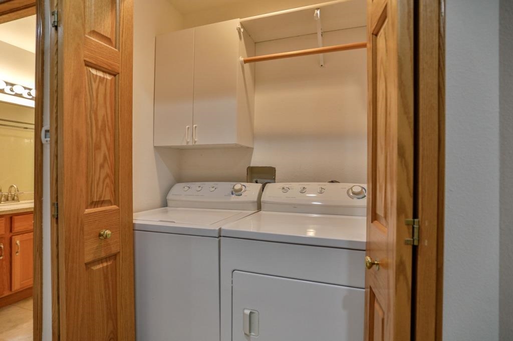 306 N Sales Street Property Photo 23