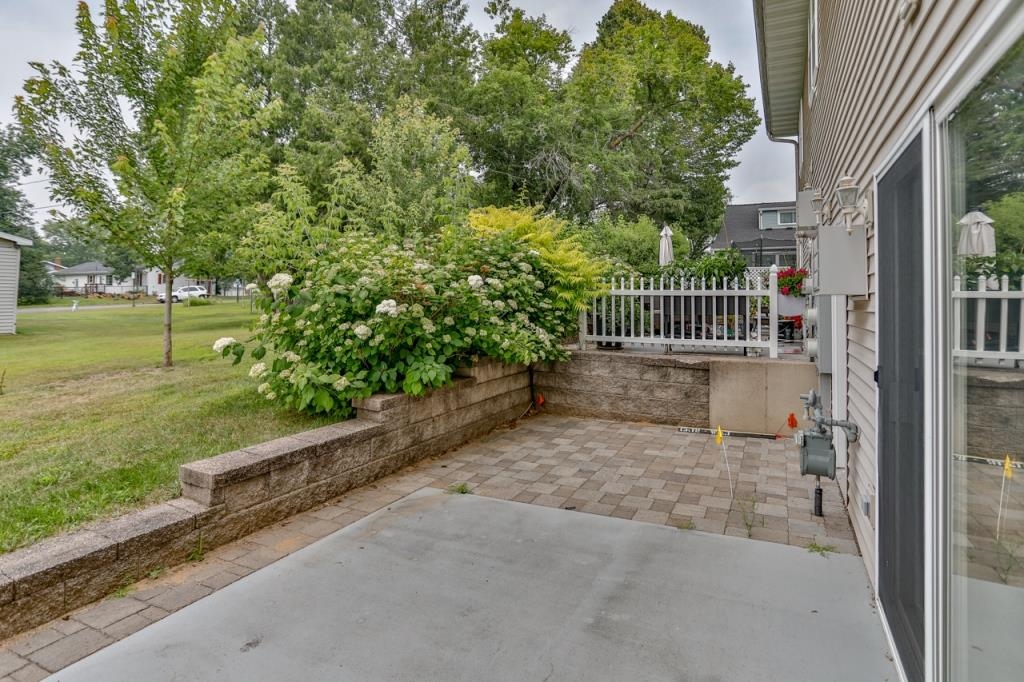 306 N Sales Street Property Photo 31