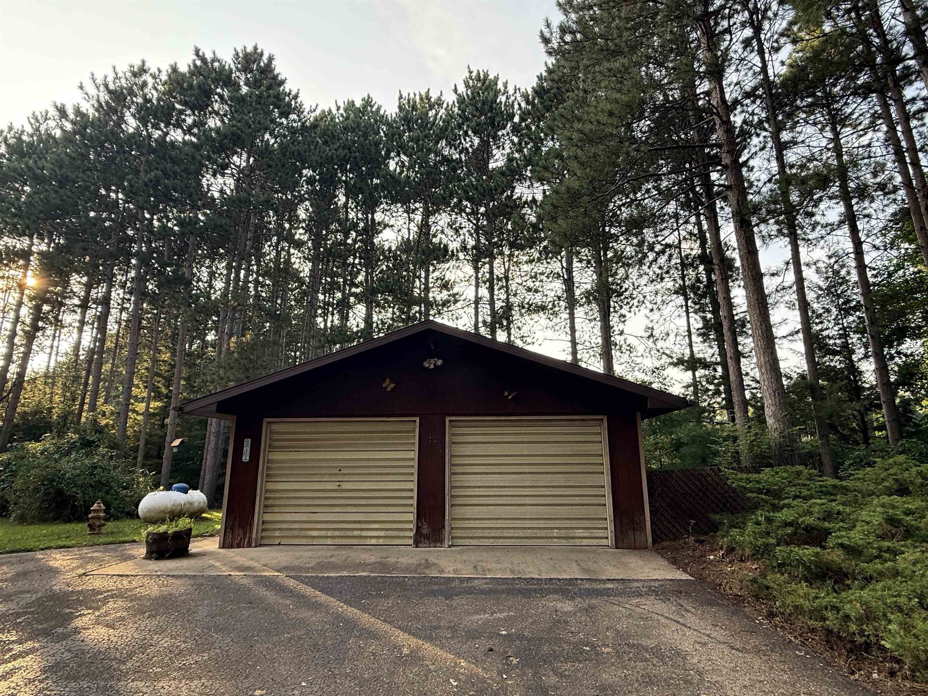 N2269 Whispering Circle Property Photo 4