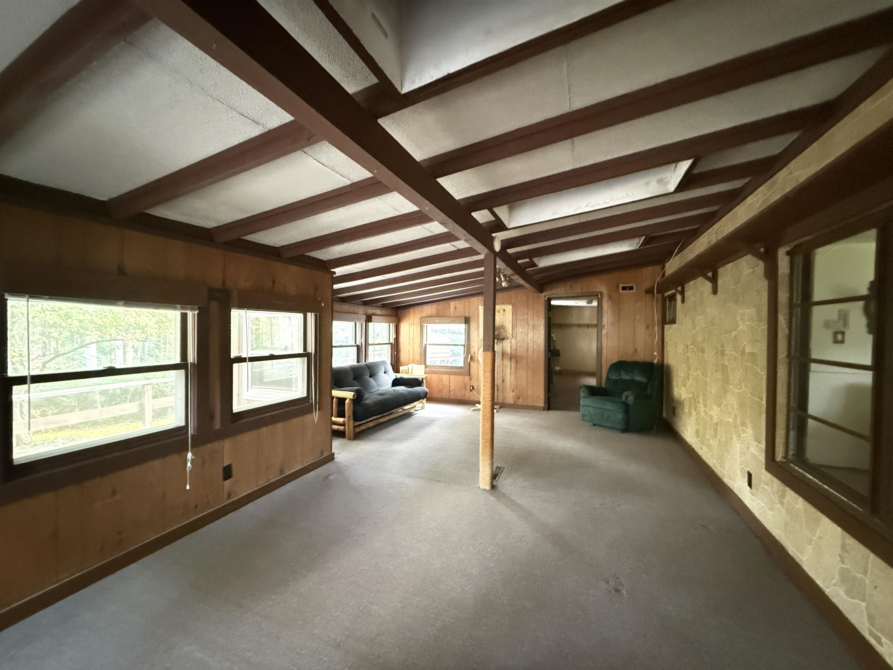 N2269 Whispering Circle Property Photo 5