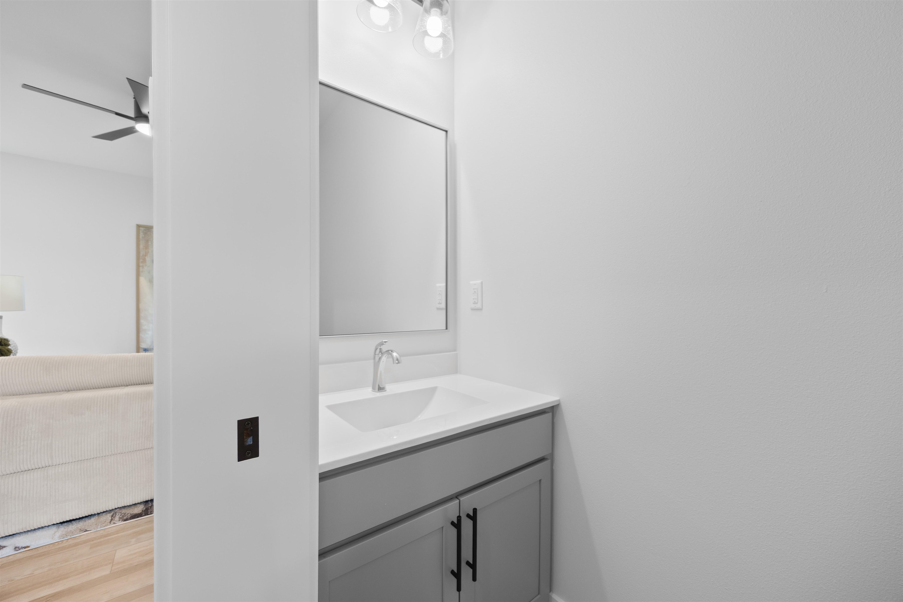 350 Roark Way Property Photo 12