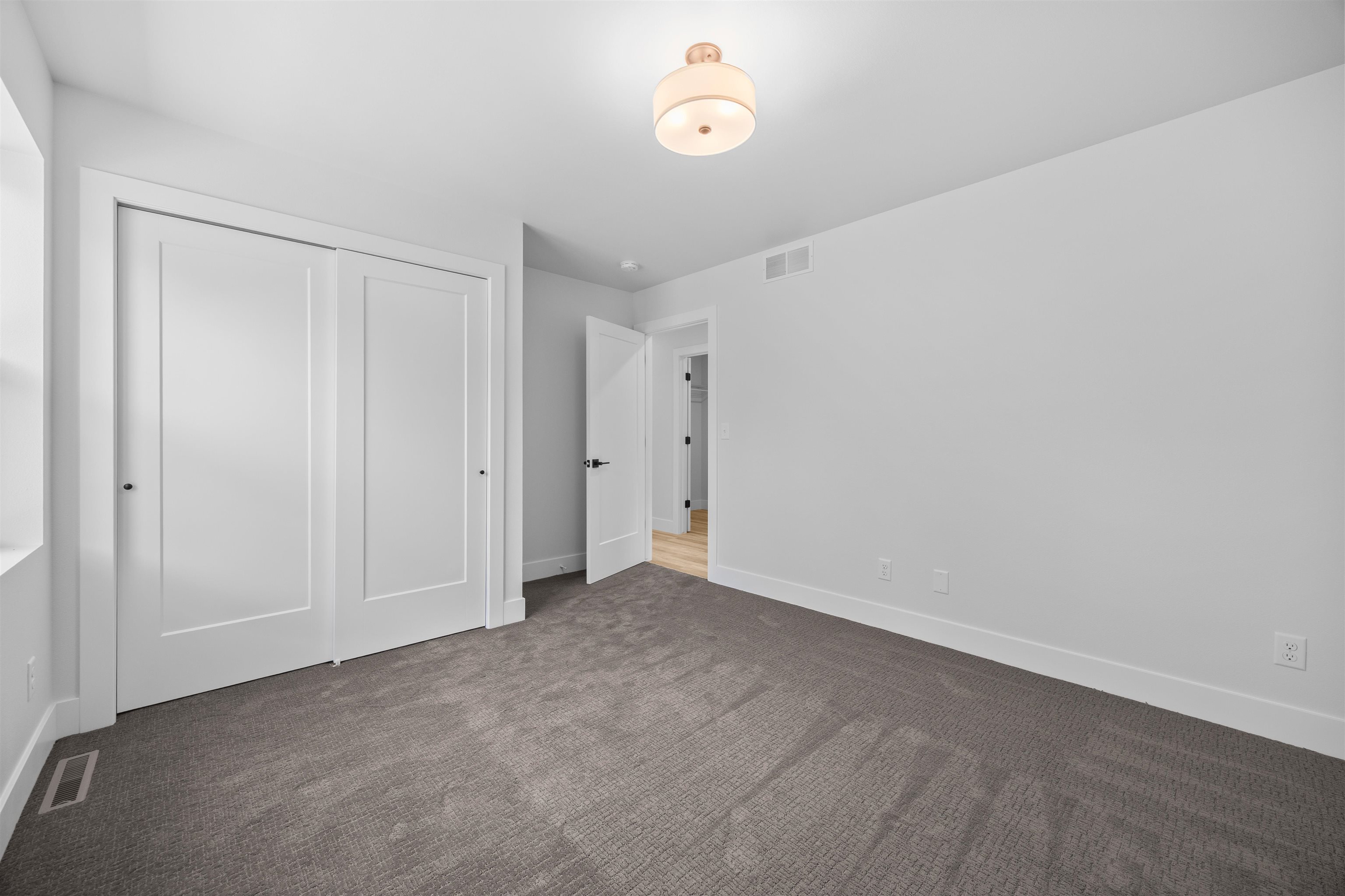 350 Roark Way Property Photo 31