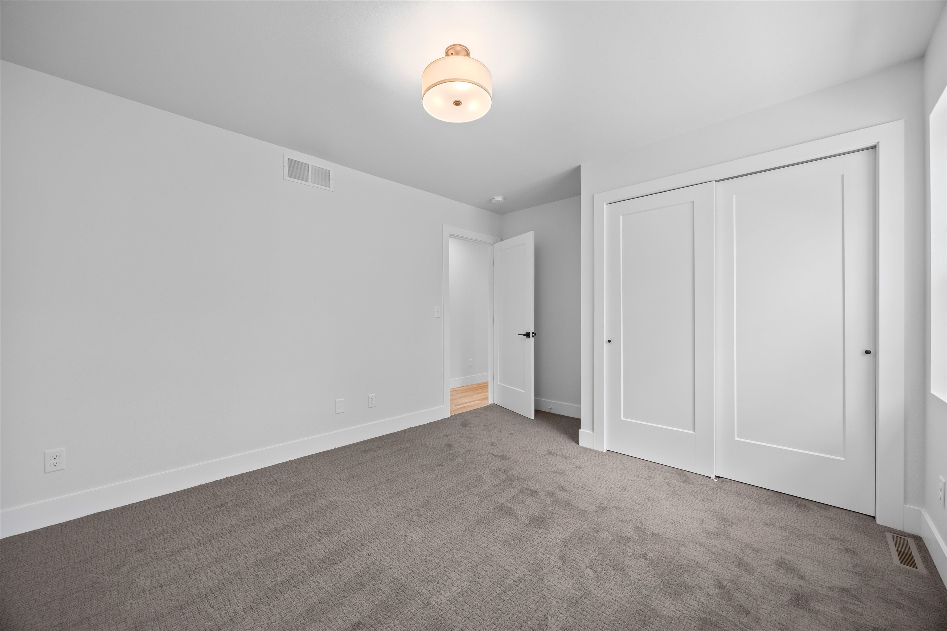 350 Roark Way Property Photo 36