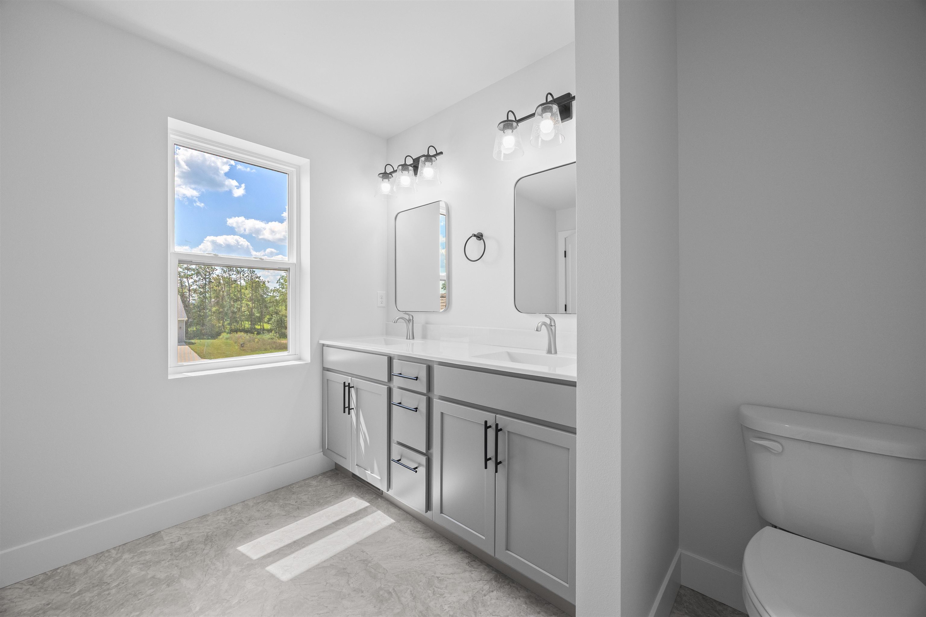 350 Roark Way Property Photo 37