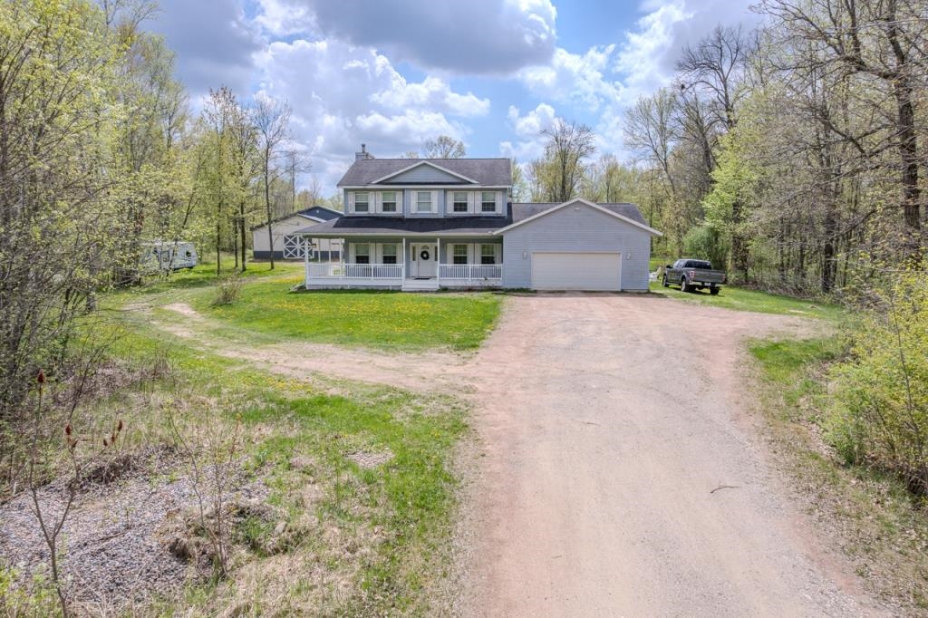 175545 Willow Lane Property Photo 1