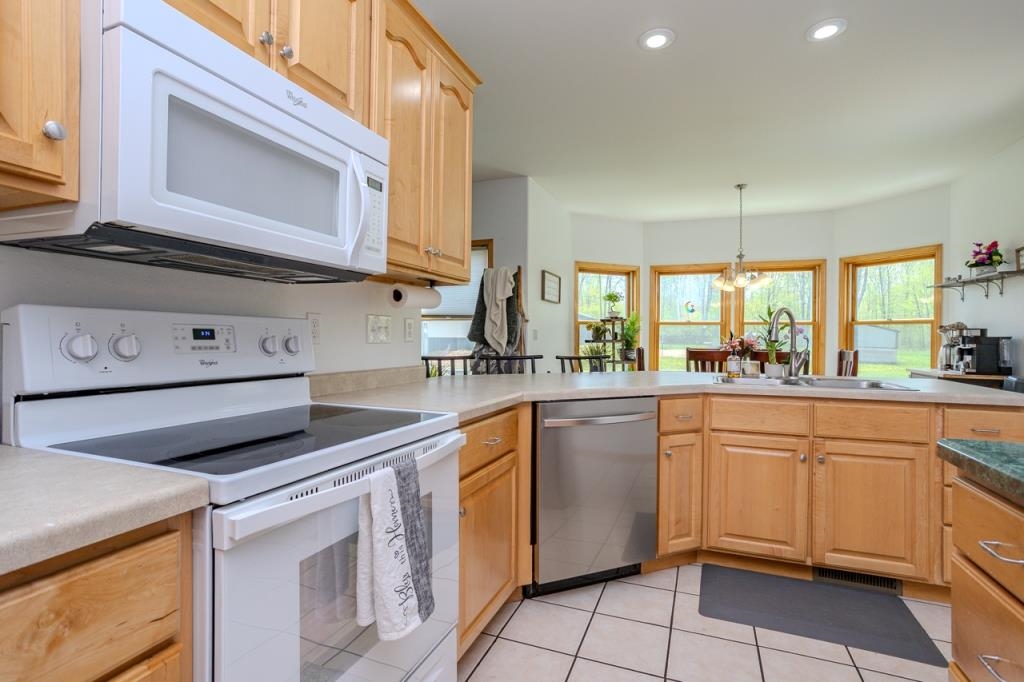 175545 Willow Lane Property Photo 11