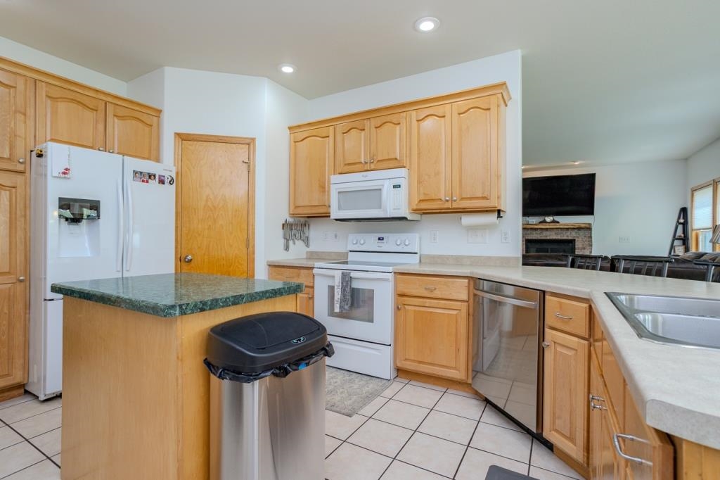 175545 Willow Lane Property Photo 12