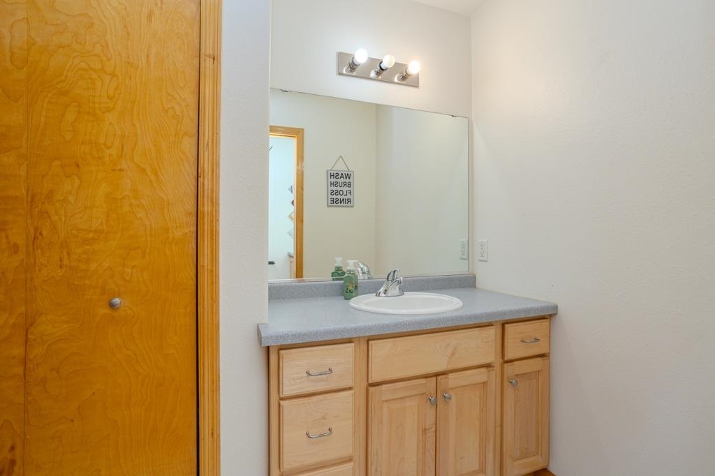 175545 Willow Lane Property Photo 33