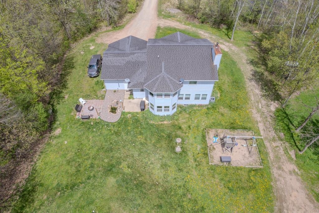 175545 Willow Lane Property Photo 47