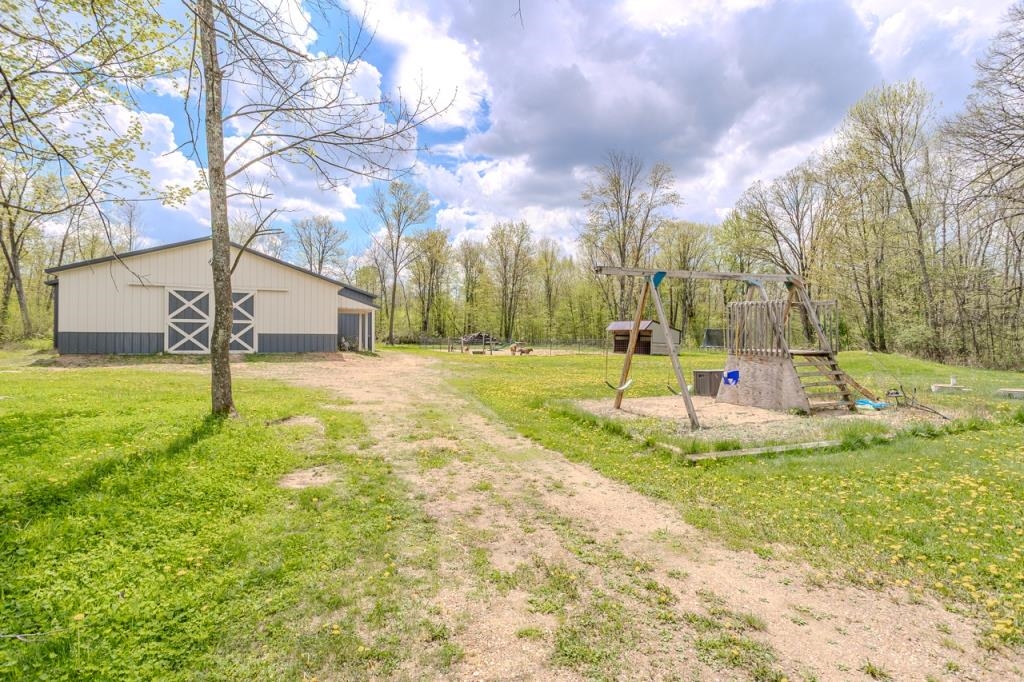 175545 Willow Lane Property Photo 51