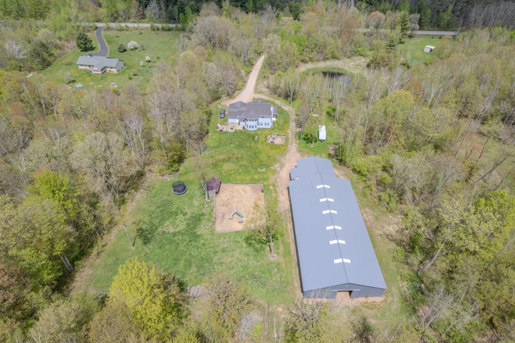 175545 Willow Lane Property Photo 57