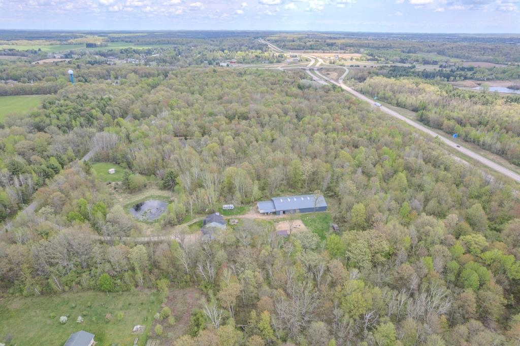 175545 Willow Lane Property Photo 59