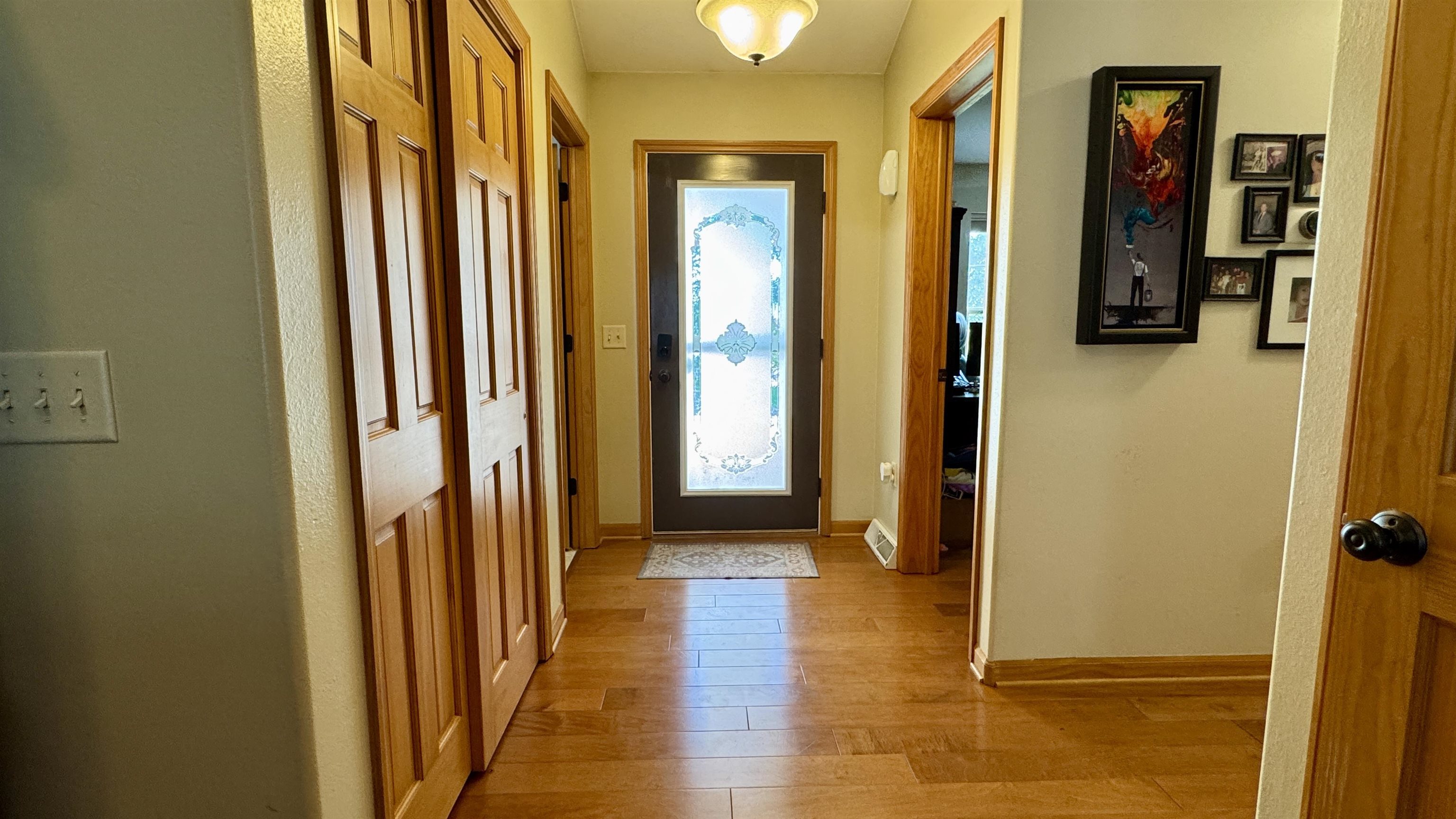 2520 Sussex Place Property Photo 3